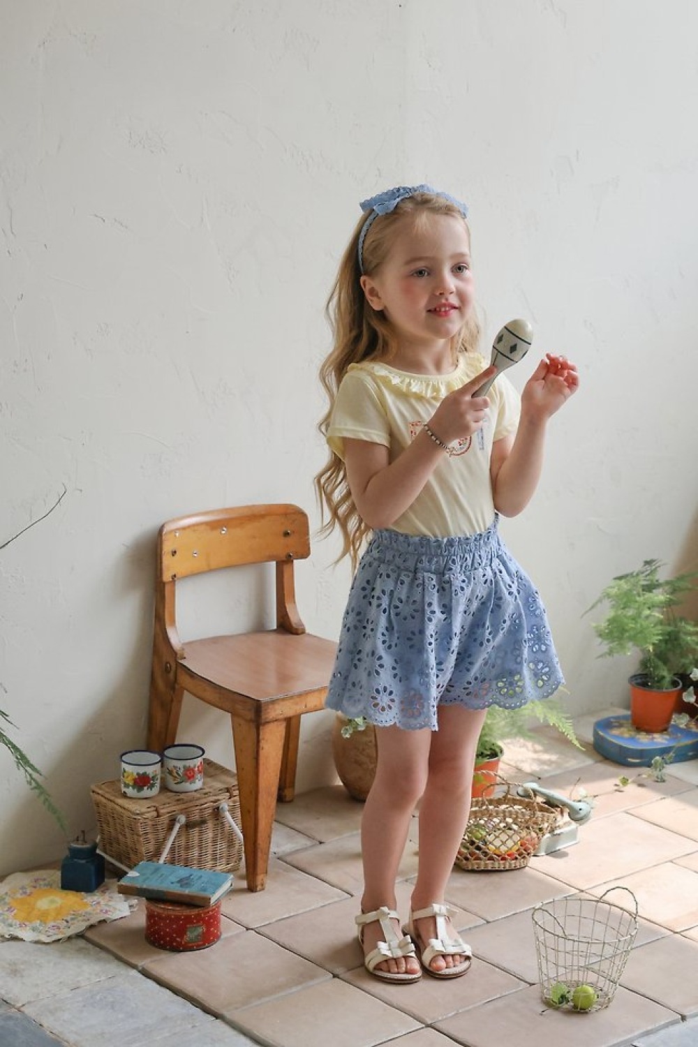 FLO34｜(75-140) 鏤空雕花短褲