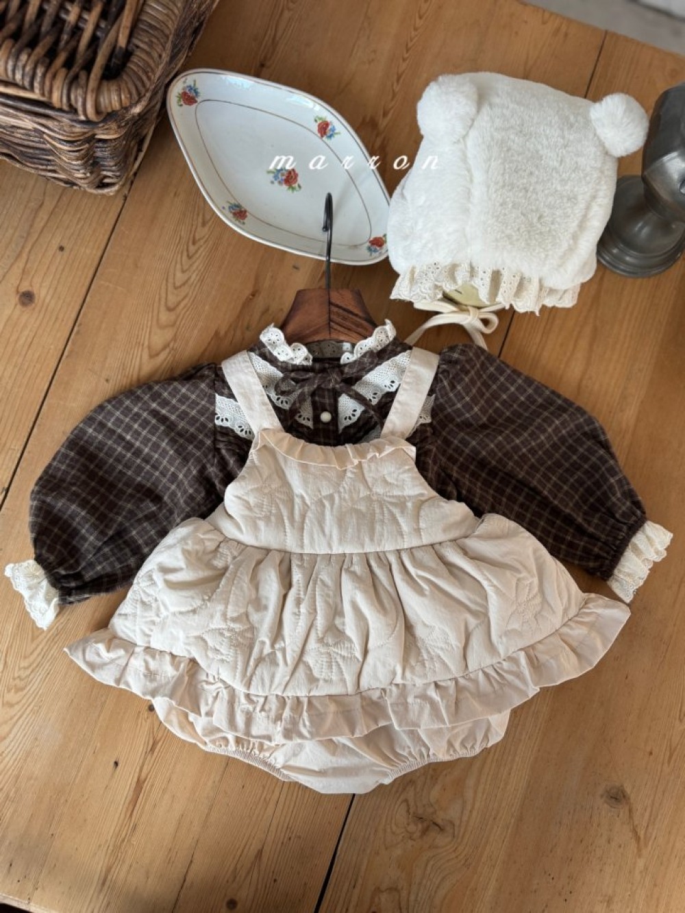 Marron 48｜(3m-18m) 絎縫荷葉肩帶包屁衣