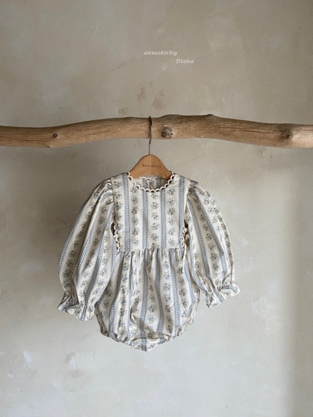 Anne Shirley13｜(3m-22m) 1色春日花卉滾邊包屁衣