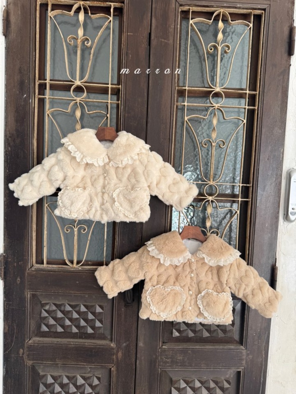 Marron 14｜(1y-6y) 愛心刷毛珍珠排釦外套