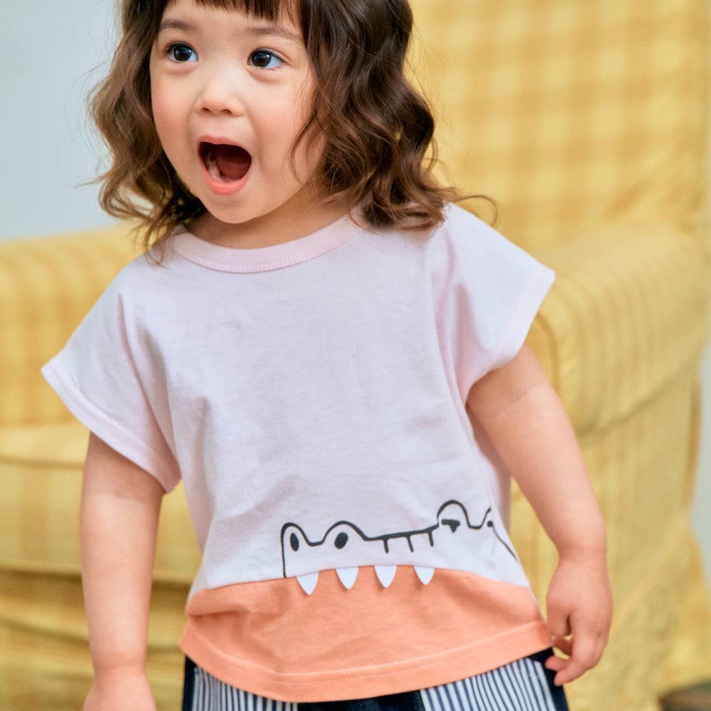 1st blue42｜(~93-118cm) 鱷魚設計上衣