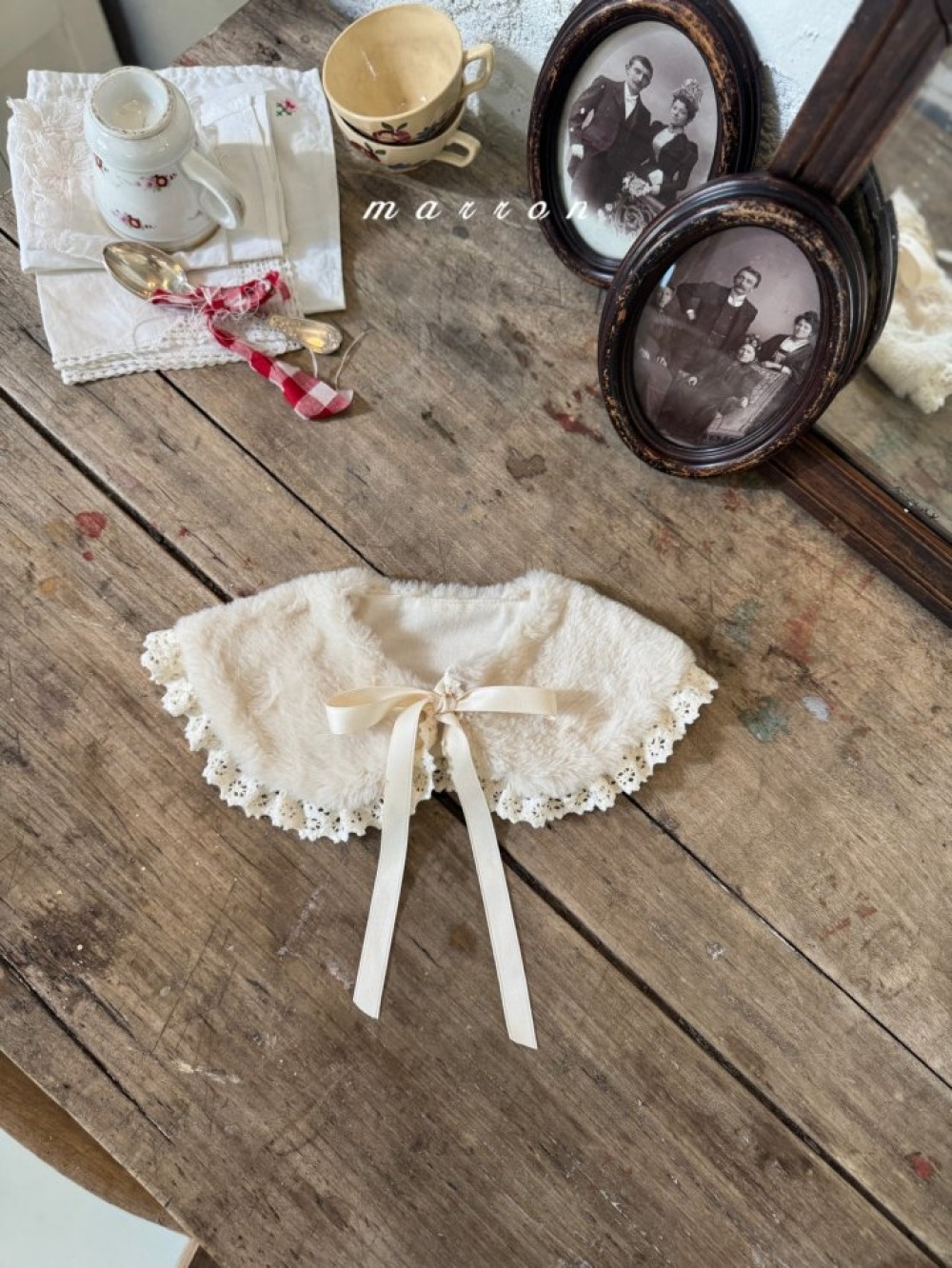 Marron 71｜(free) 蕾絲花邊刷毛披巾