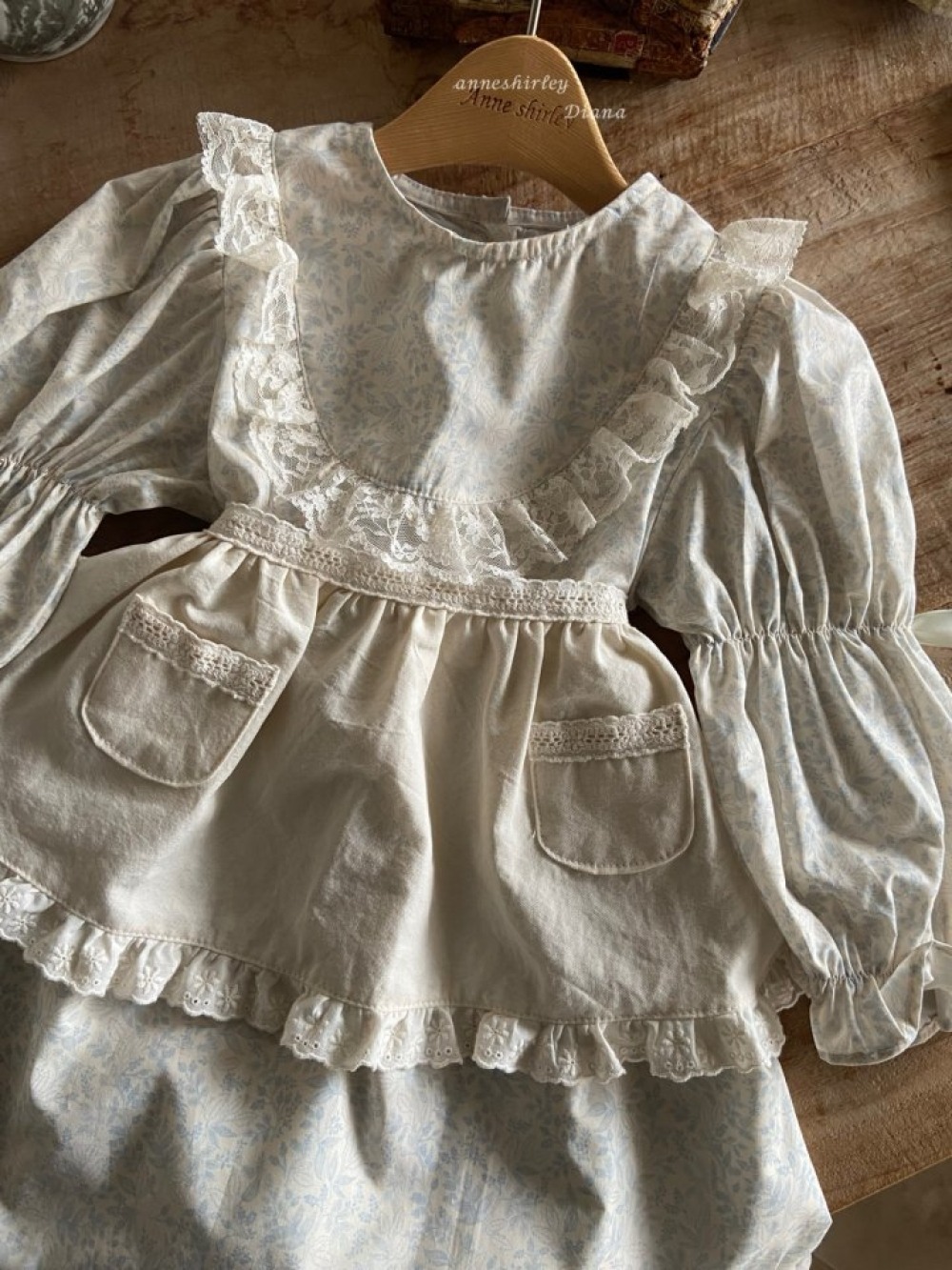 Anne Shirley08｜(1y-5y) 1色蕾絲碎花公主洋裝