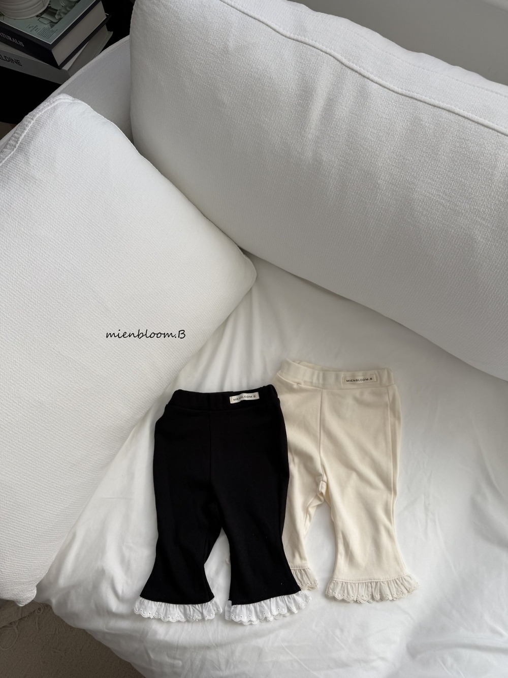 Bloom.b27｜(55cm-118cm) 蕾絲花邊喇叭褲