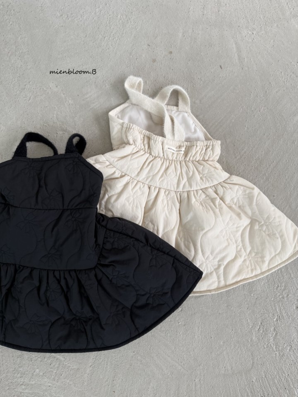 Bloom.b46｜(85cm-125cm) 蝴蝶結印花絎縫洋裝