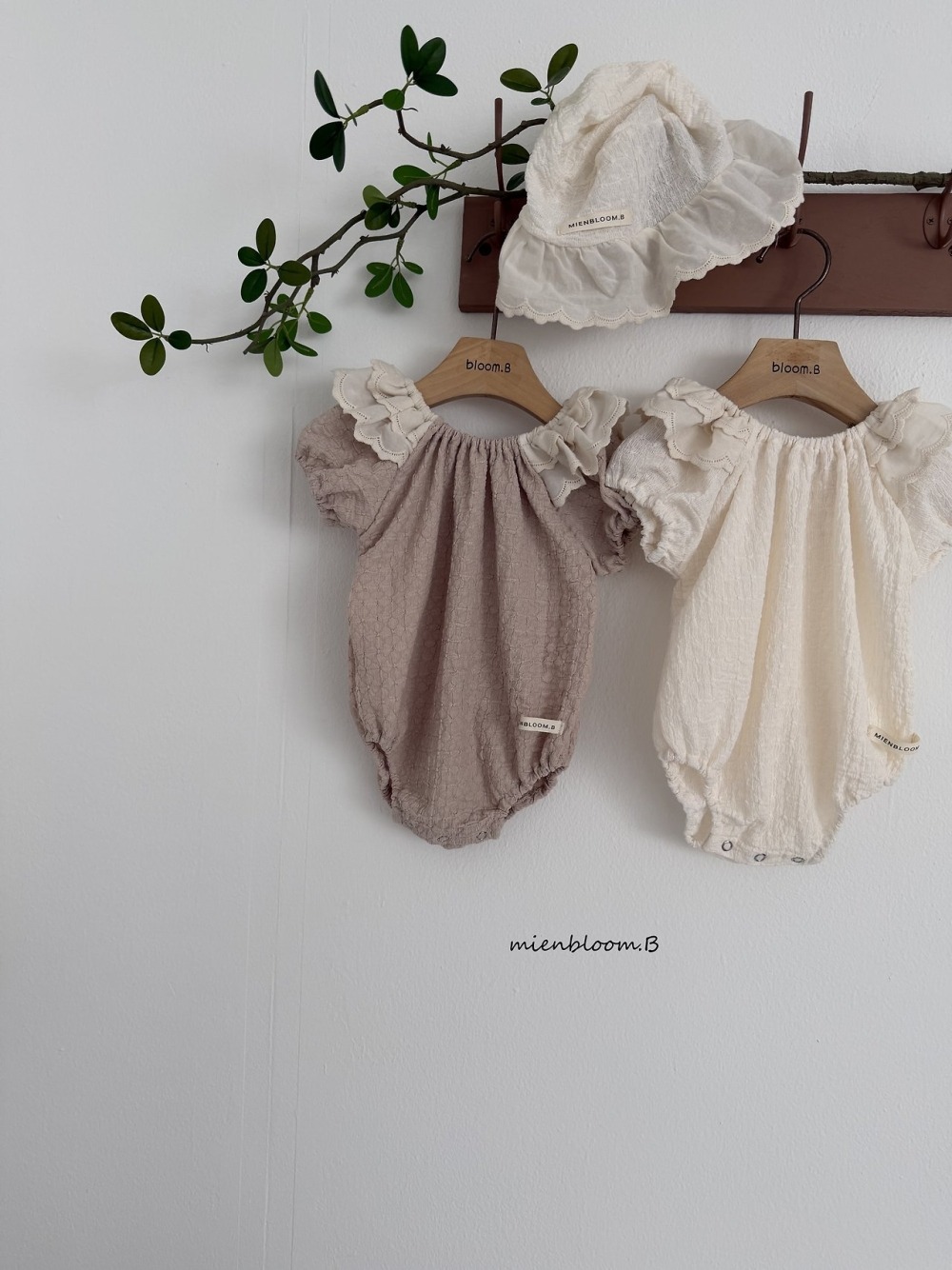 Bloom.b08｜(0m-18m) 荷葉繡褶皺包屁衣