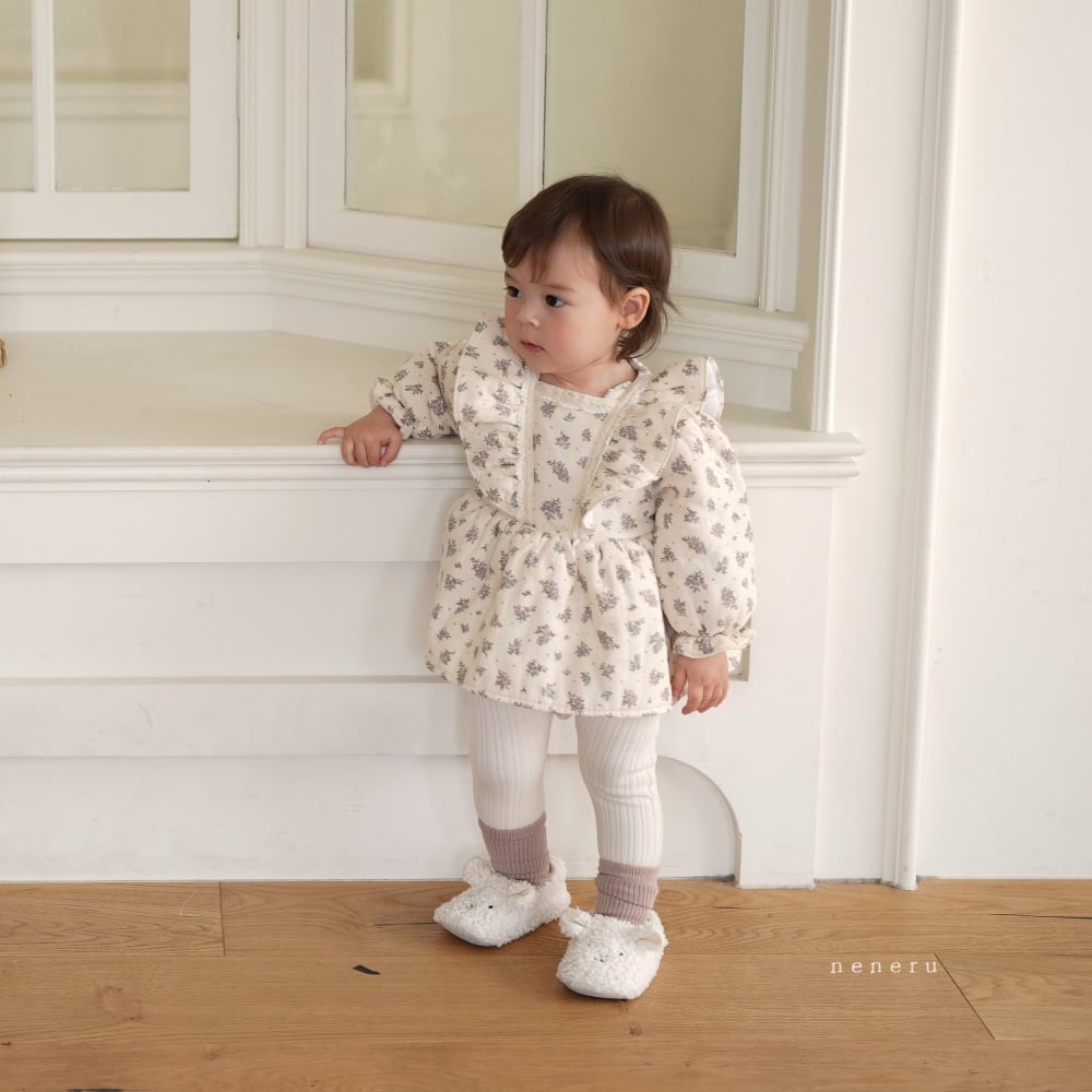 neneru05｜(60cm-85cm) 1色荷葉袖碎花包屁衣