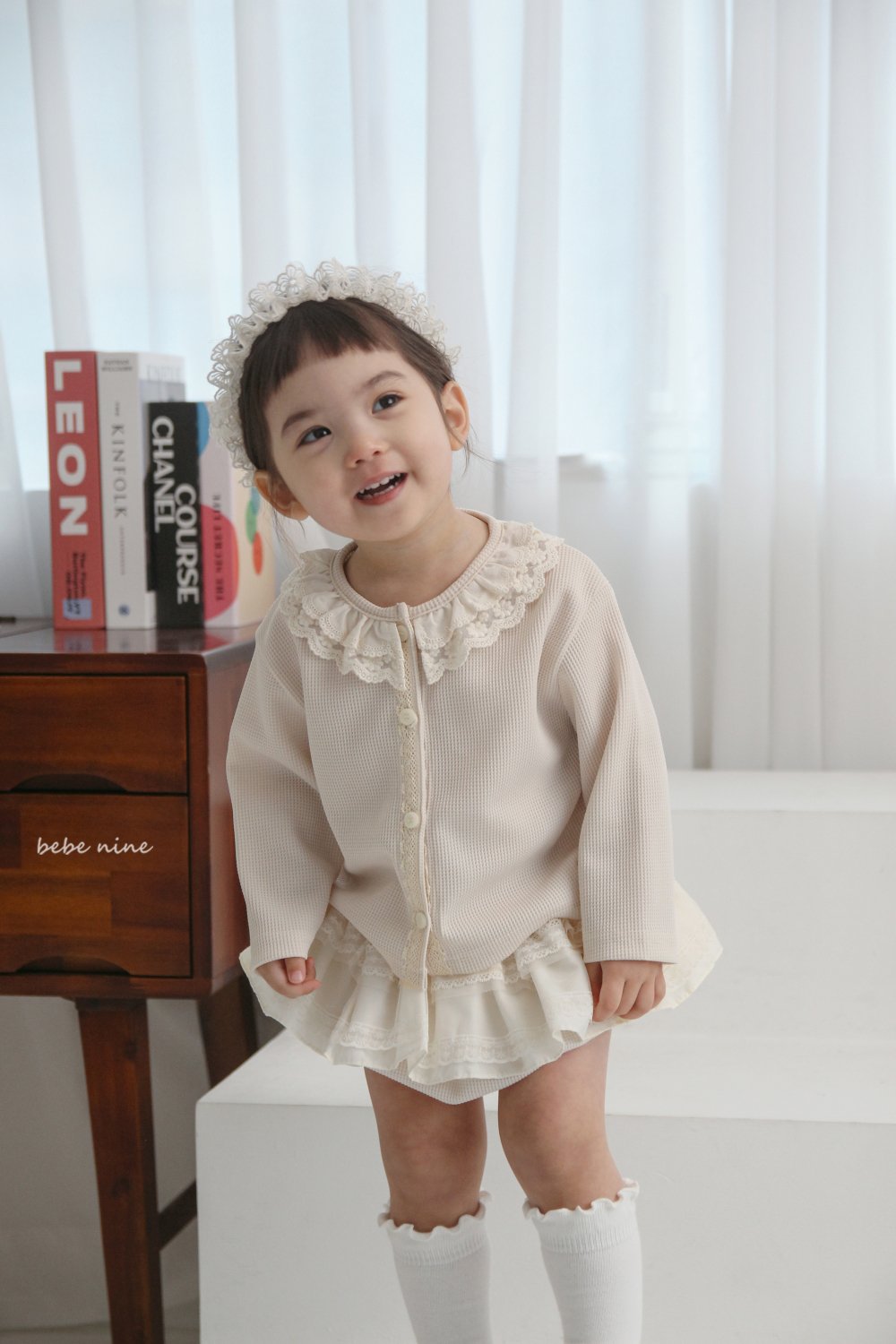 bebe nine15  (65-115) 2色蕾絲領開襟外套