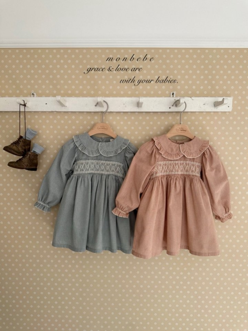 MONBEBE17｜(1y-8y) 細格紋荷葉領洋裝