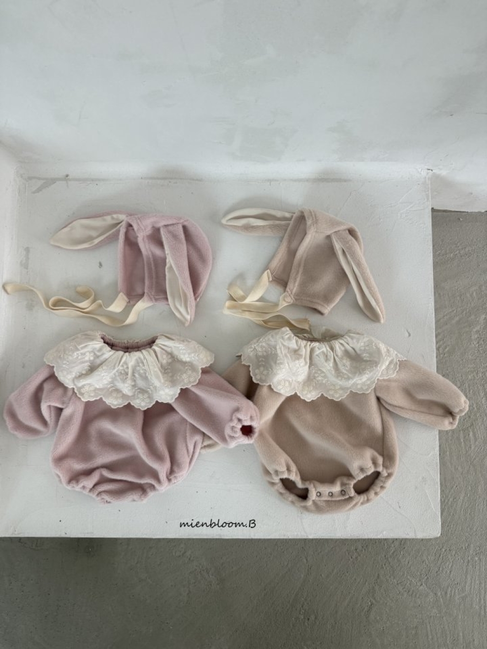 Bloom.b15｜(0m-24m) 刷毛兔子綁帶帽