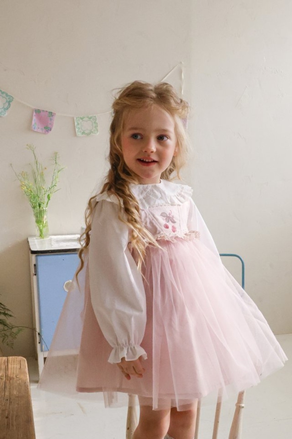 FLO16｜(75-140) 2色蕾絲滾邊薄紗洋裝