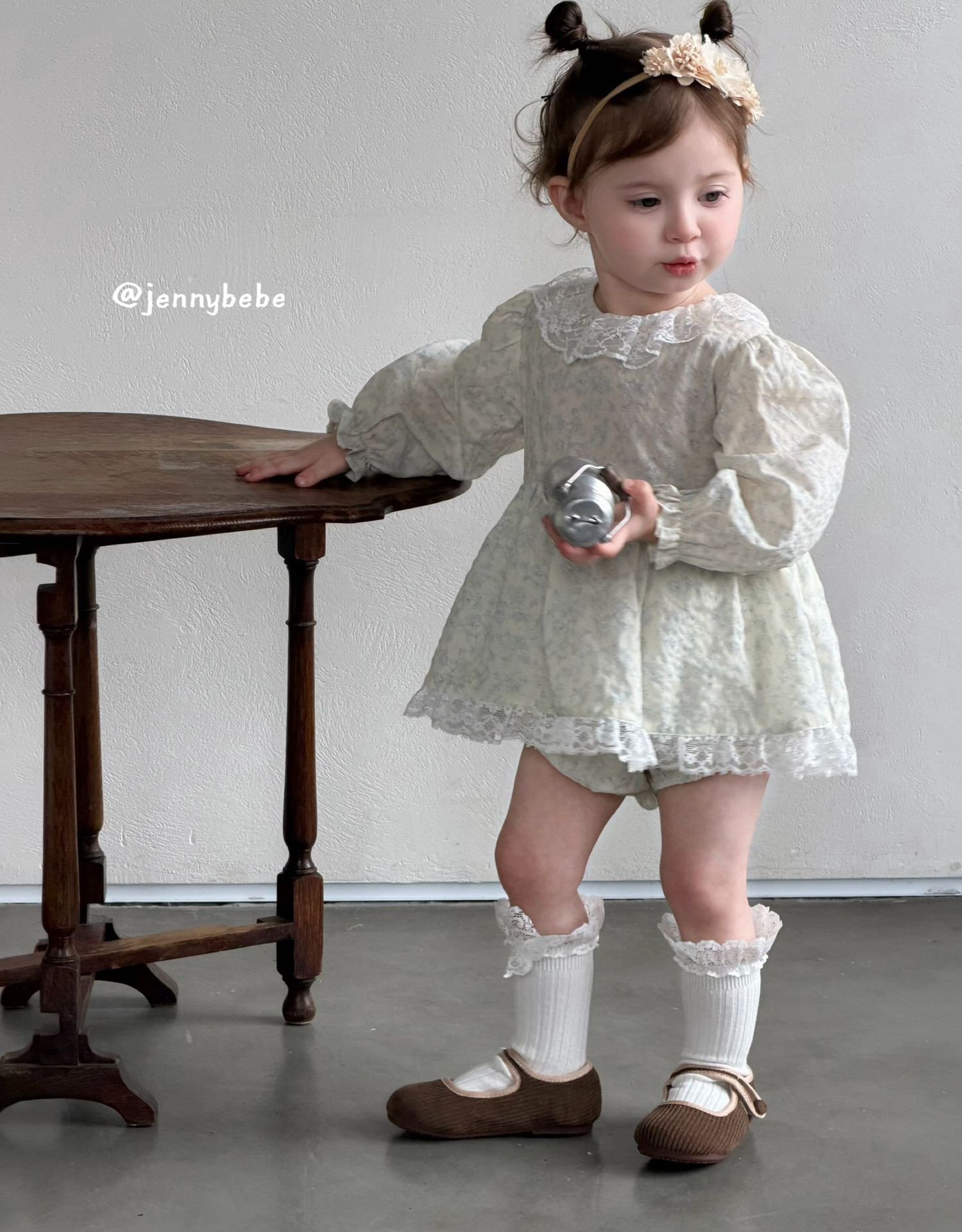 JE727｜(66-90cm) 翠綠碎花蕾絲洋裝包屁衣