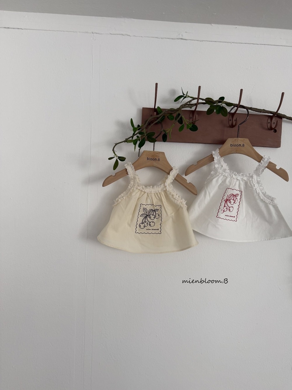 Bloom.b32｜(55cm-118cm) 蕾絲花邊櫻桃背心