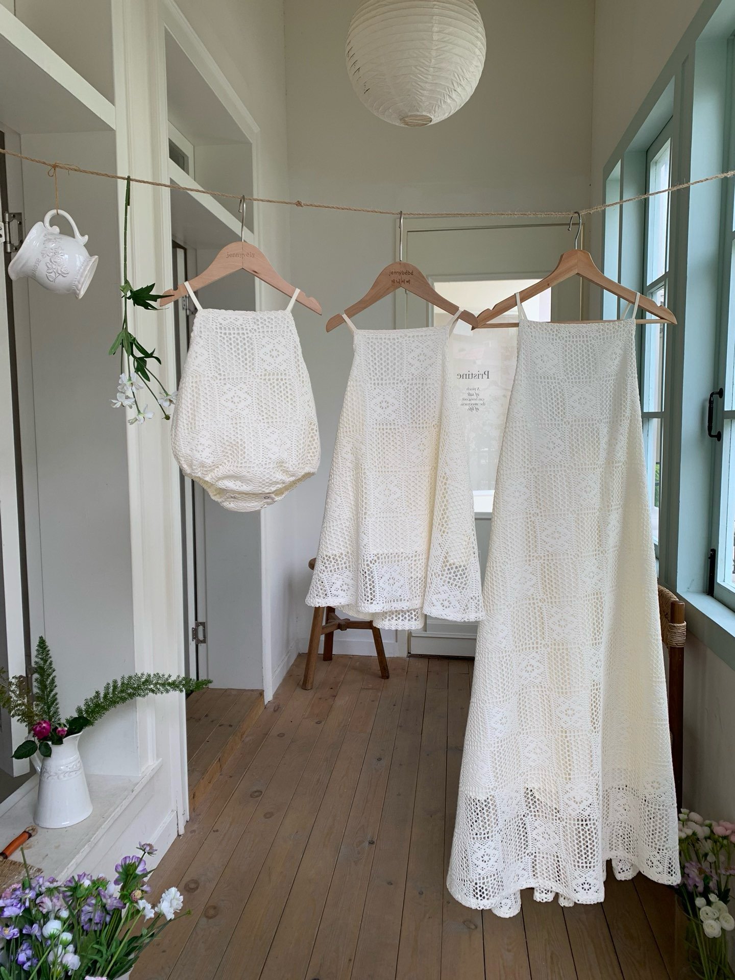 JE08｜(66-120cm-mom) 鈎花挖背包屁衣/洋裝