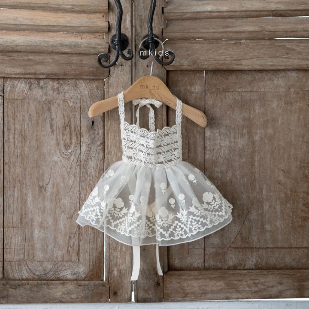 M-KIDS48｜(65-80cm) 1色蕾絲綁帶圍裙