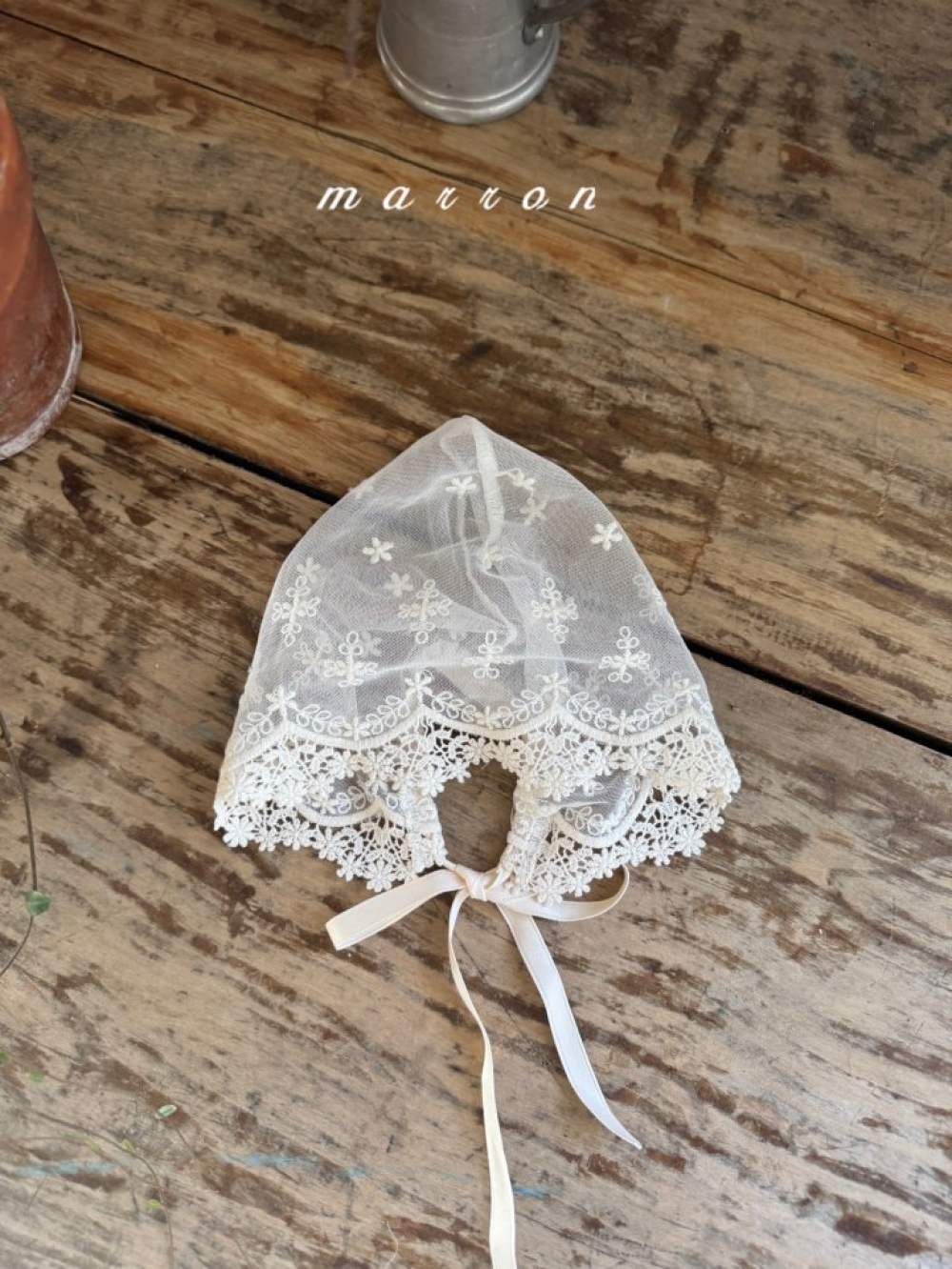 Marron39｜(-18m) 蕾絲花綁帶帽