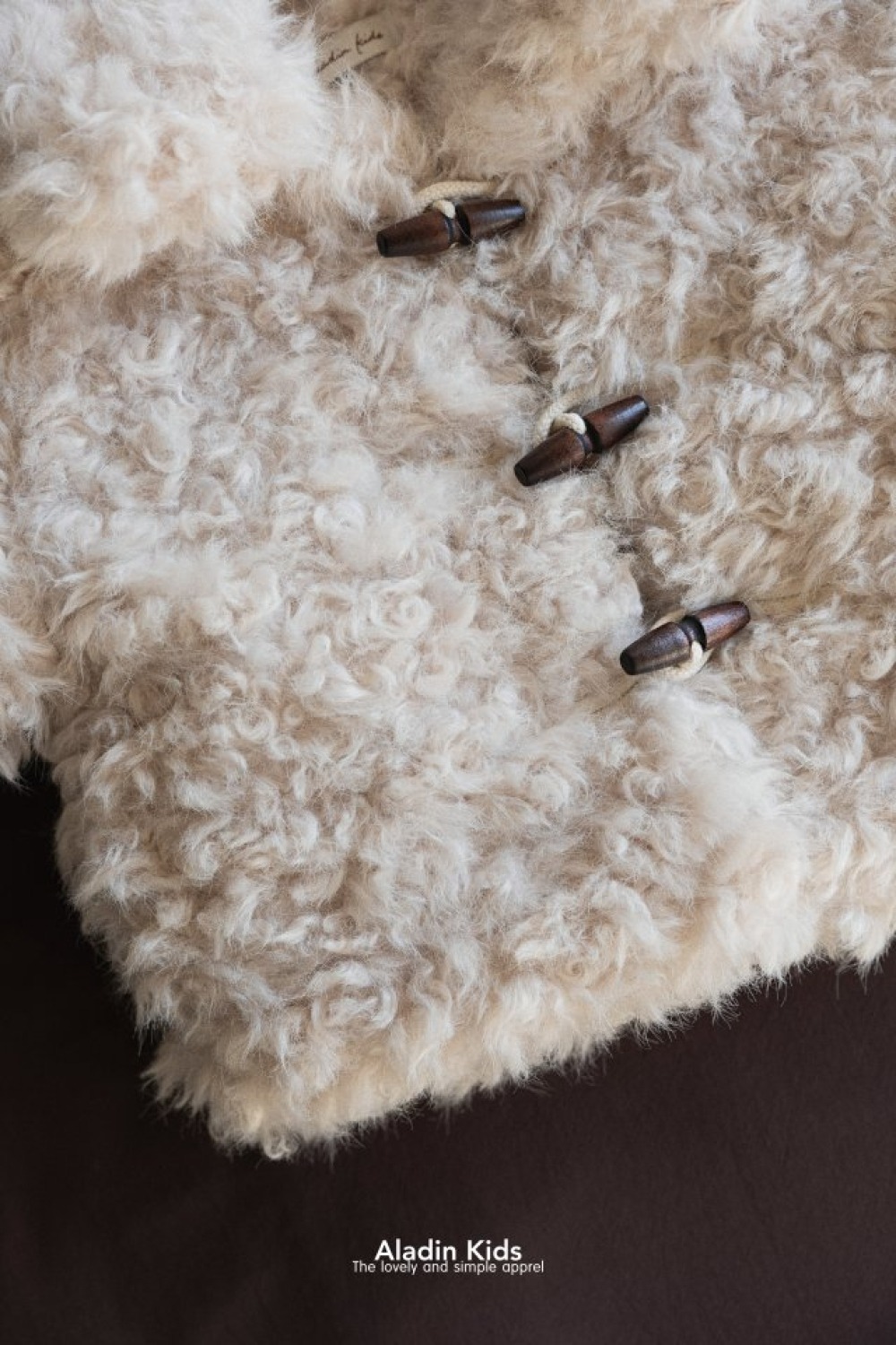 ALADIN09｜(75cm-114cm) 毛茸茸牛角扣外套