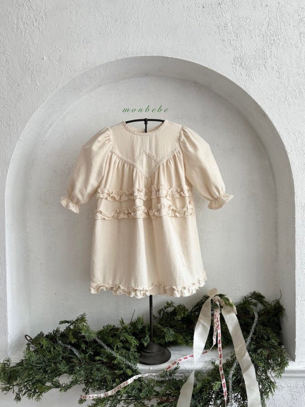 MONBEBE45｜(1y-8y) 優雅荷葉花邊洋裝
