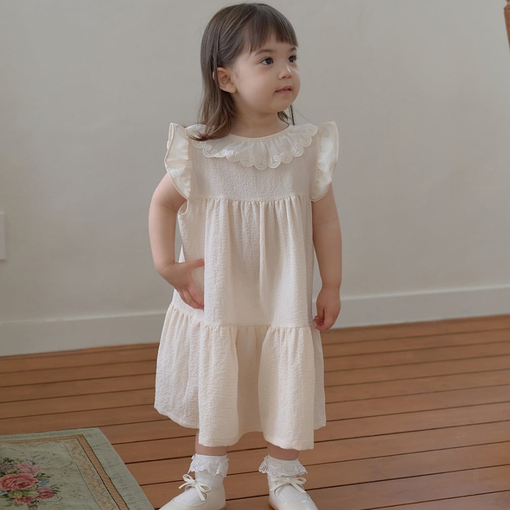 bebe nine42  (65cm-115cm) 2色氣質蕾絲領洋裝