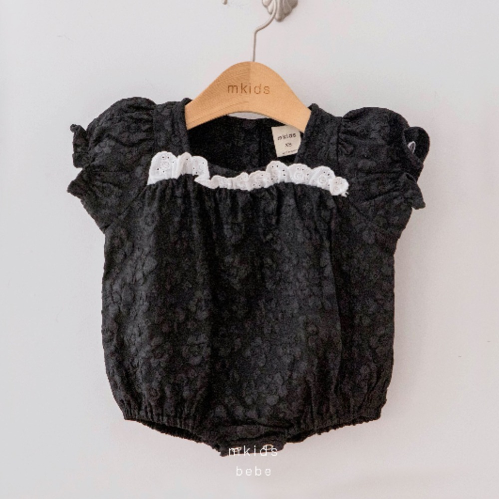 M-KIDS40｜(65-80cm) 印花蕾絲邊包屁衣