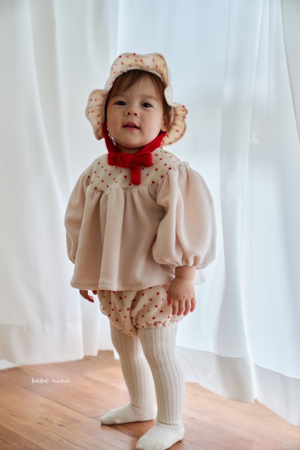 bebe nine05 (65cm-75cm) 2色波點撞色套裝含帽子