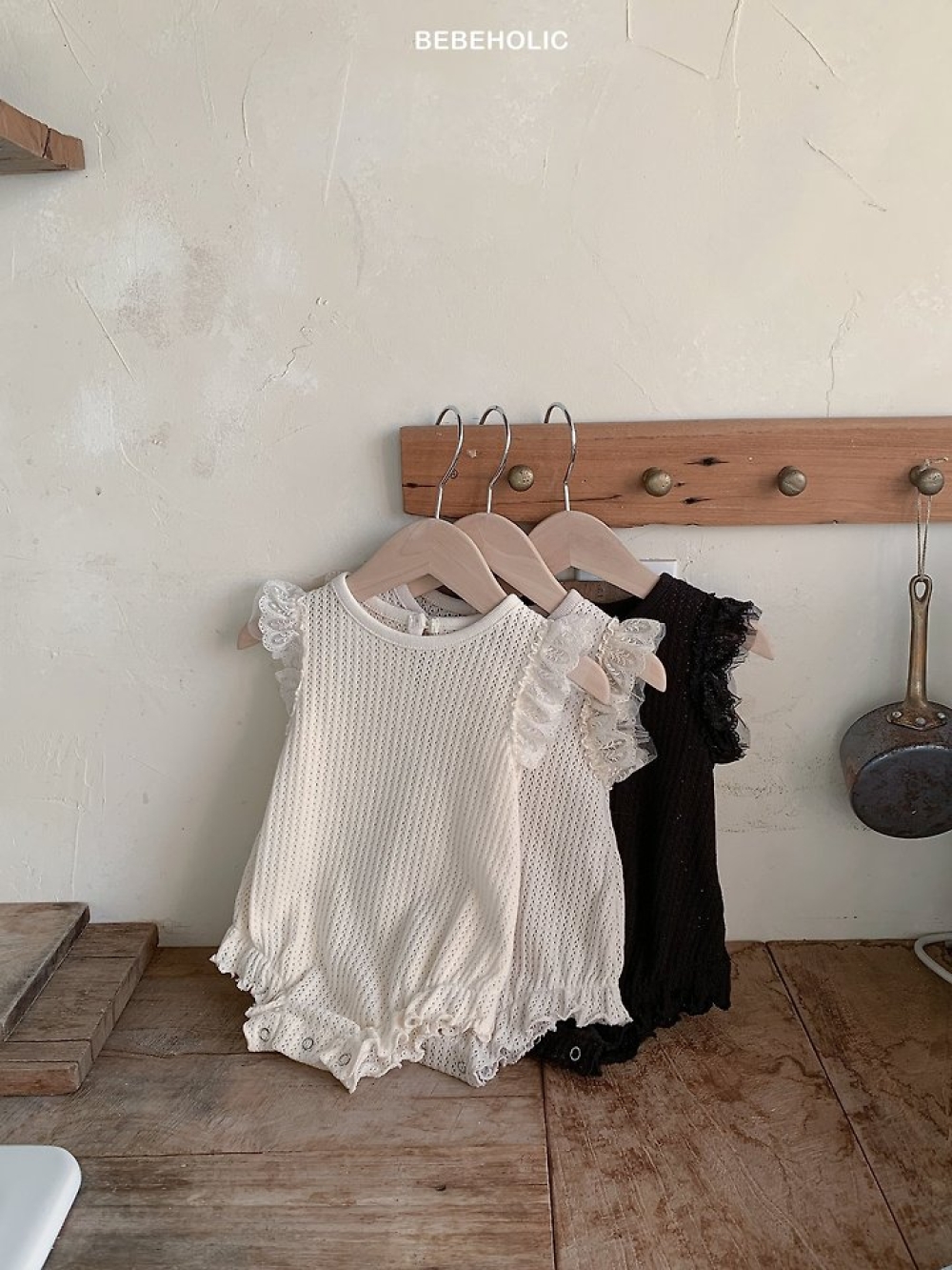 Bebe holic28｜(3m-18m) 透氣蕾絲無袖連身服