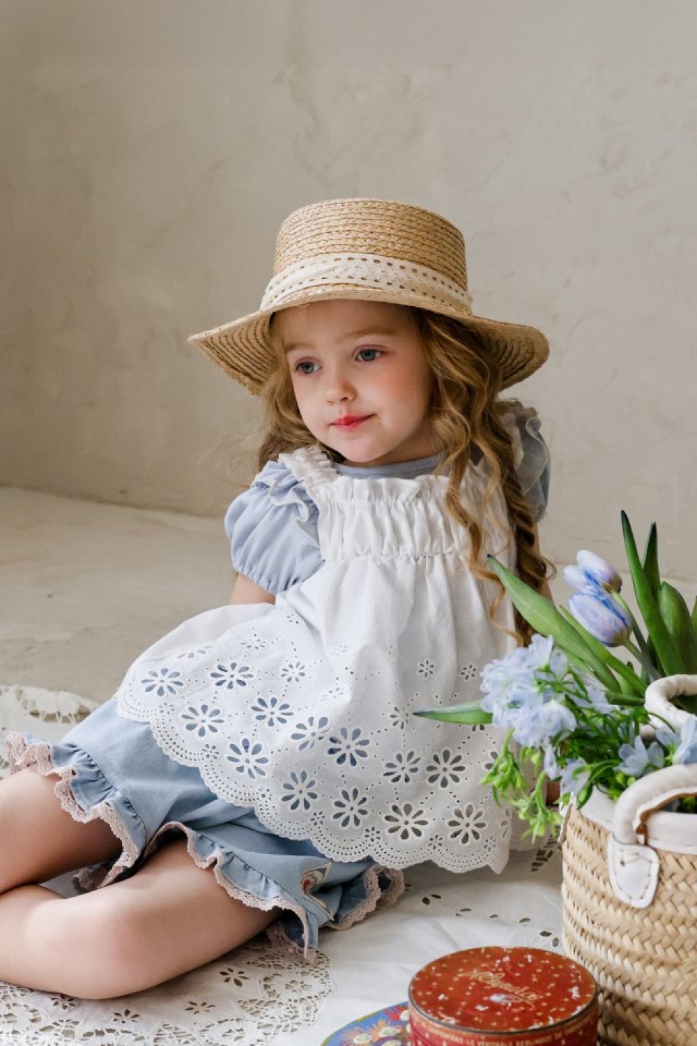 FLO10｜(75-140) 花邊鏤空細肩衣