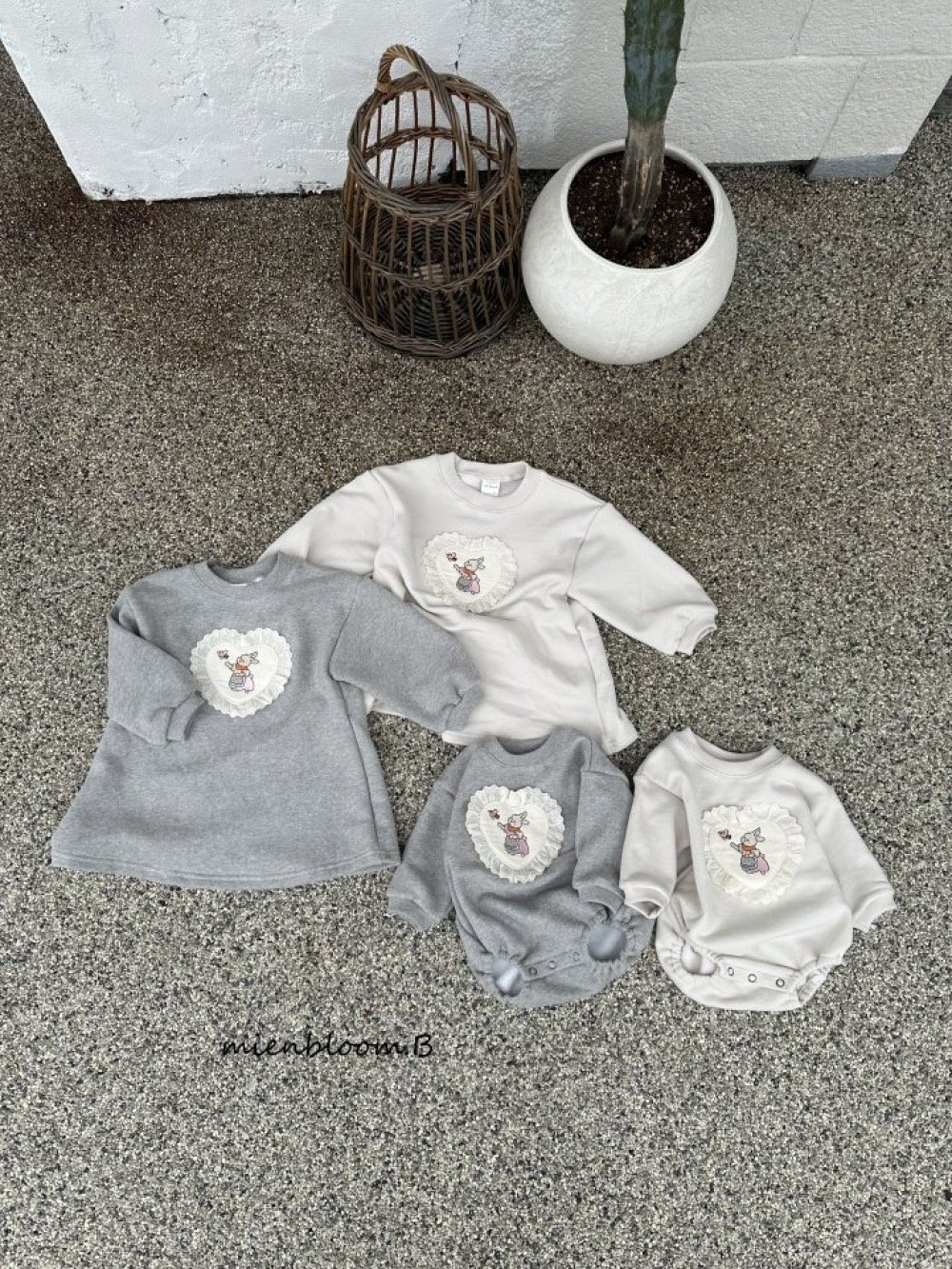 Bloom.b11｜(0m-24m/85cm-125cm) 蕾絲小兔花布包屁衣/洋裝