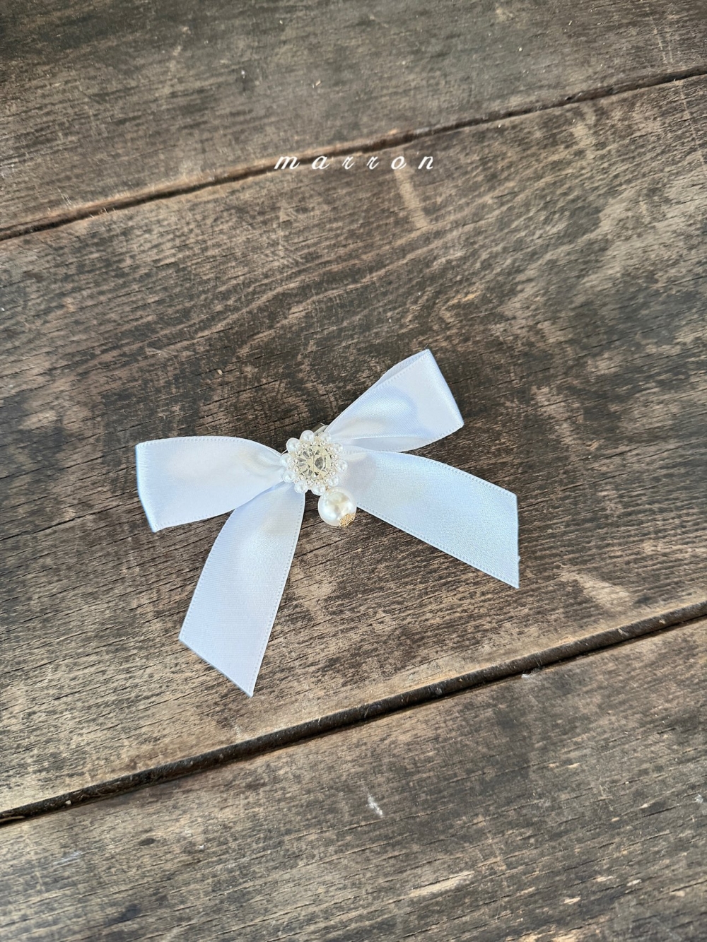 Marron42｜(Free) 緞帶珍珠花胸針