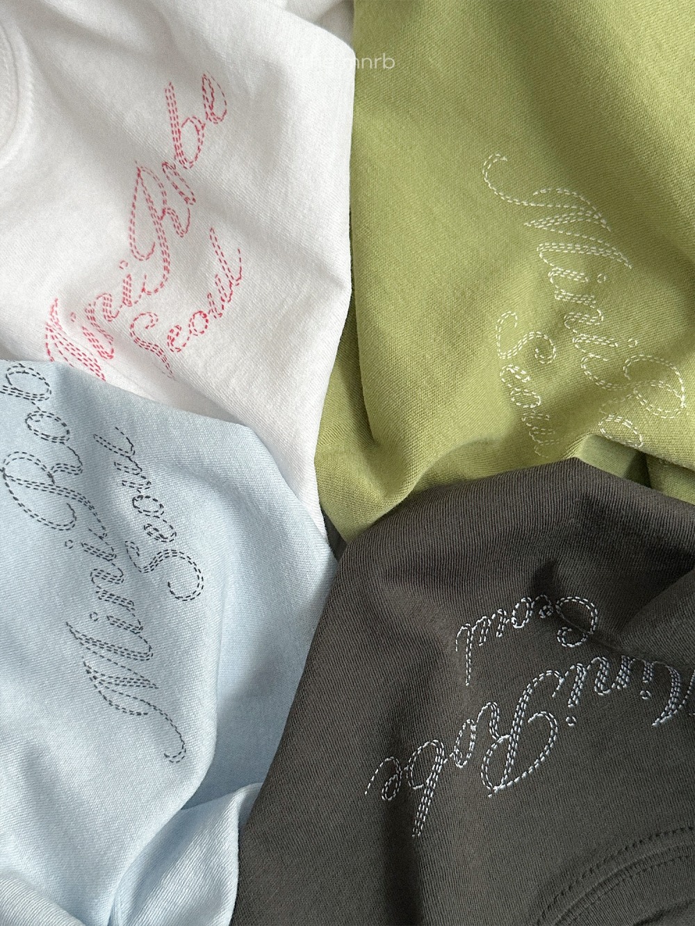 MiniRobe38｜(70-110) 英字簡約上衣