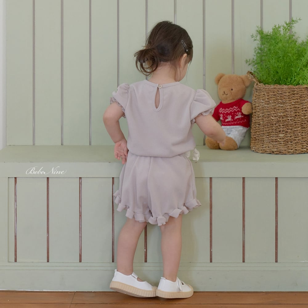 bebe nine09  (65cm-115cm)  3色荷葉邊公主袖套裝