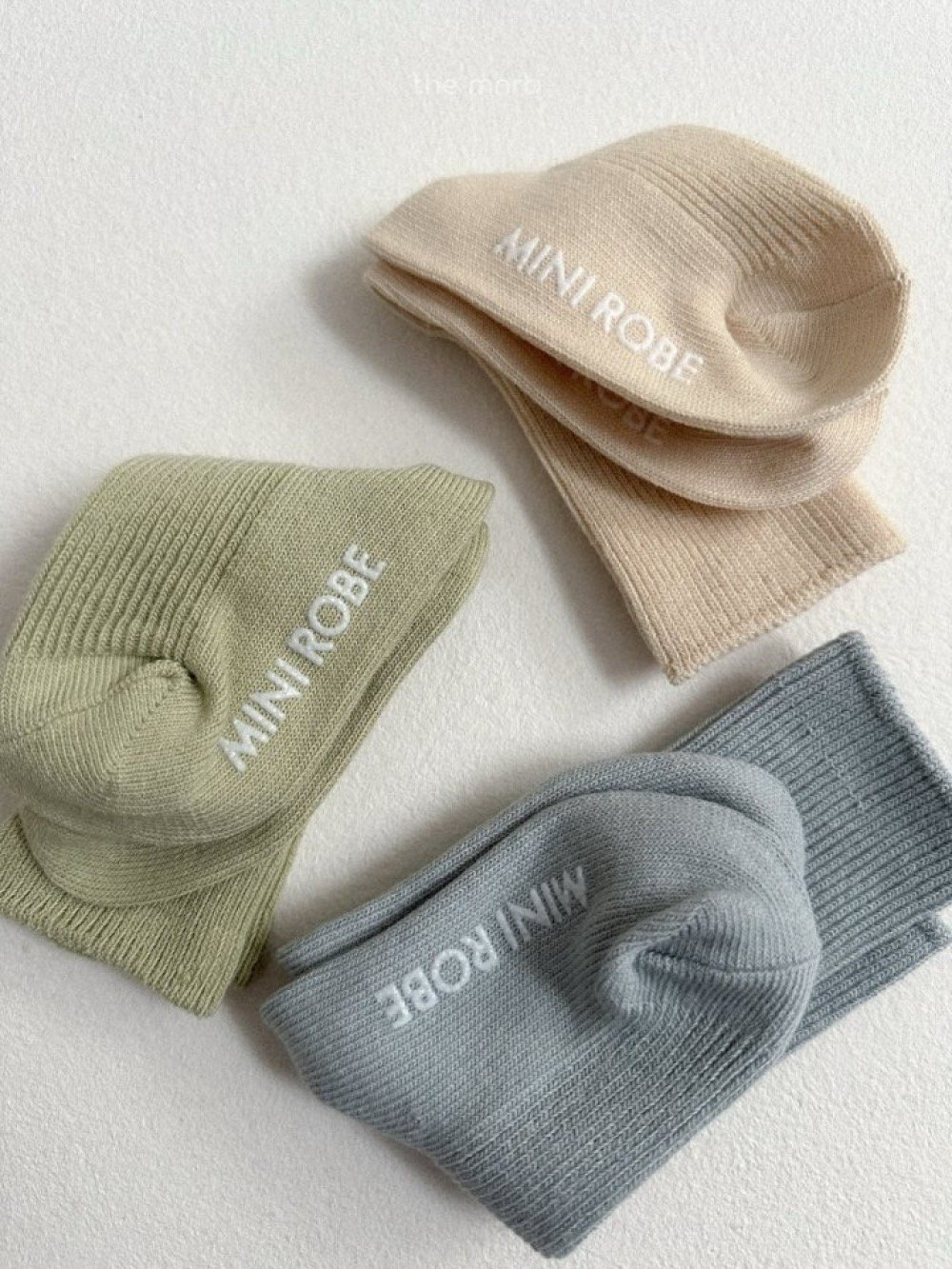 MiniRobe01｜(free) 日常中筒長襪三雙組