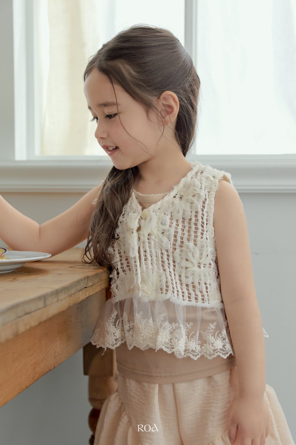 ROA22｜(6m-18m) 1色蕾絲鏤空背心