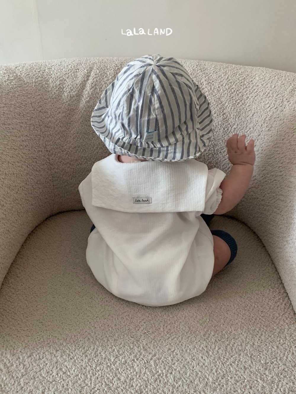 lala land26｜(3m-18m) 2色素面翻領包屁衣