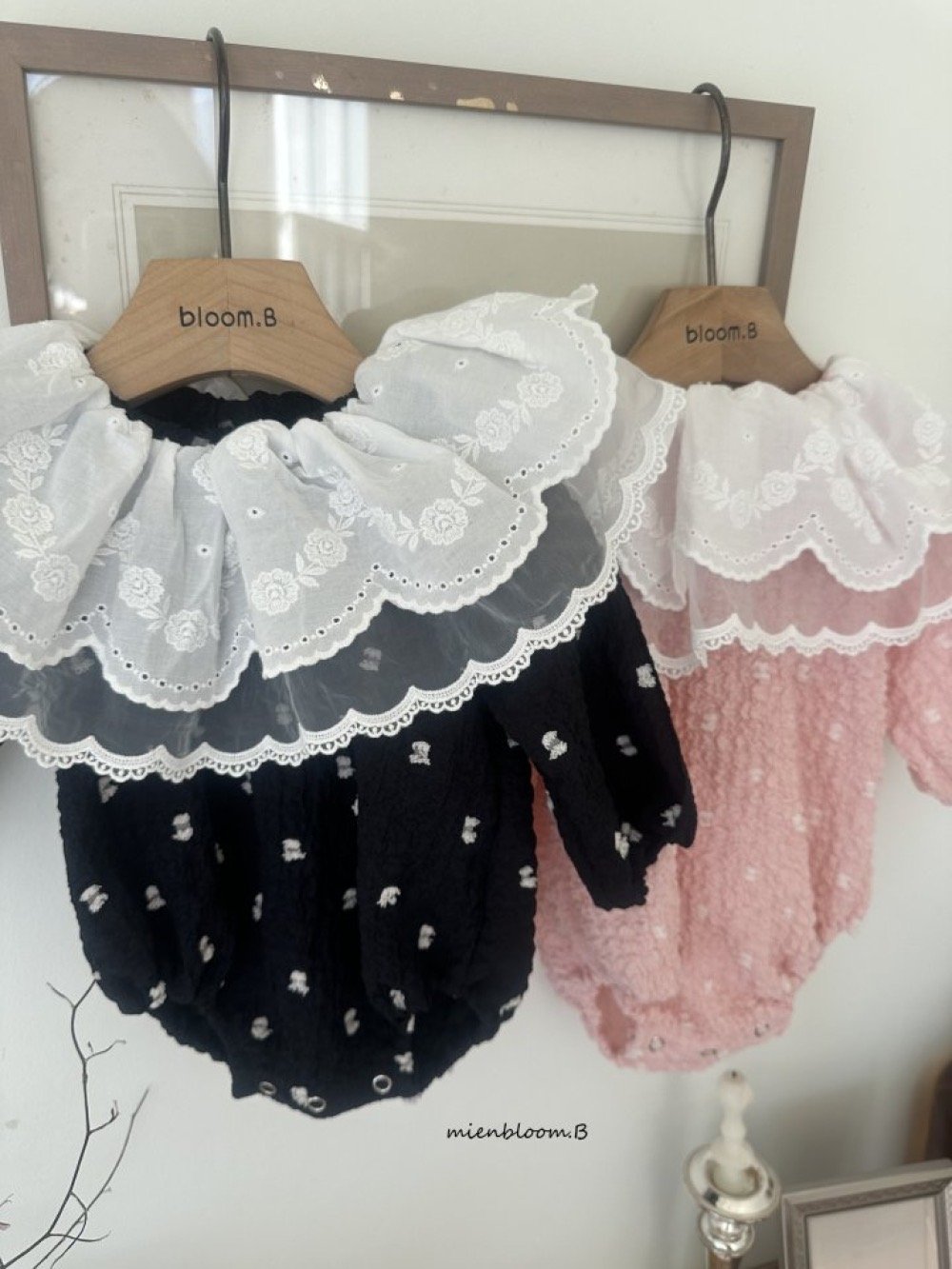 Bloom.b53｜(0m-18m) 蕾絲領印花抓皺包屁衣
