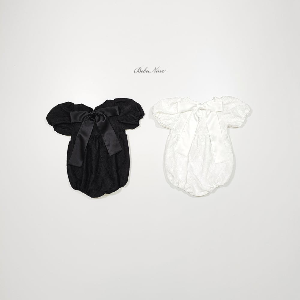 bebe nine27  (6m-24m) 2色緞帶蝴蝶結包屁衣