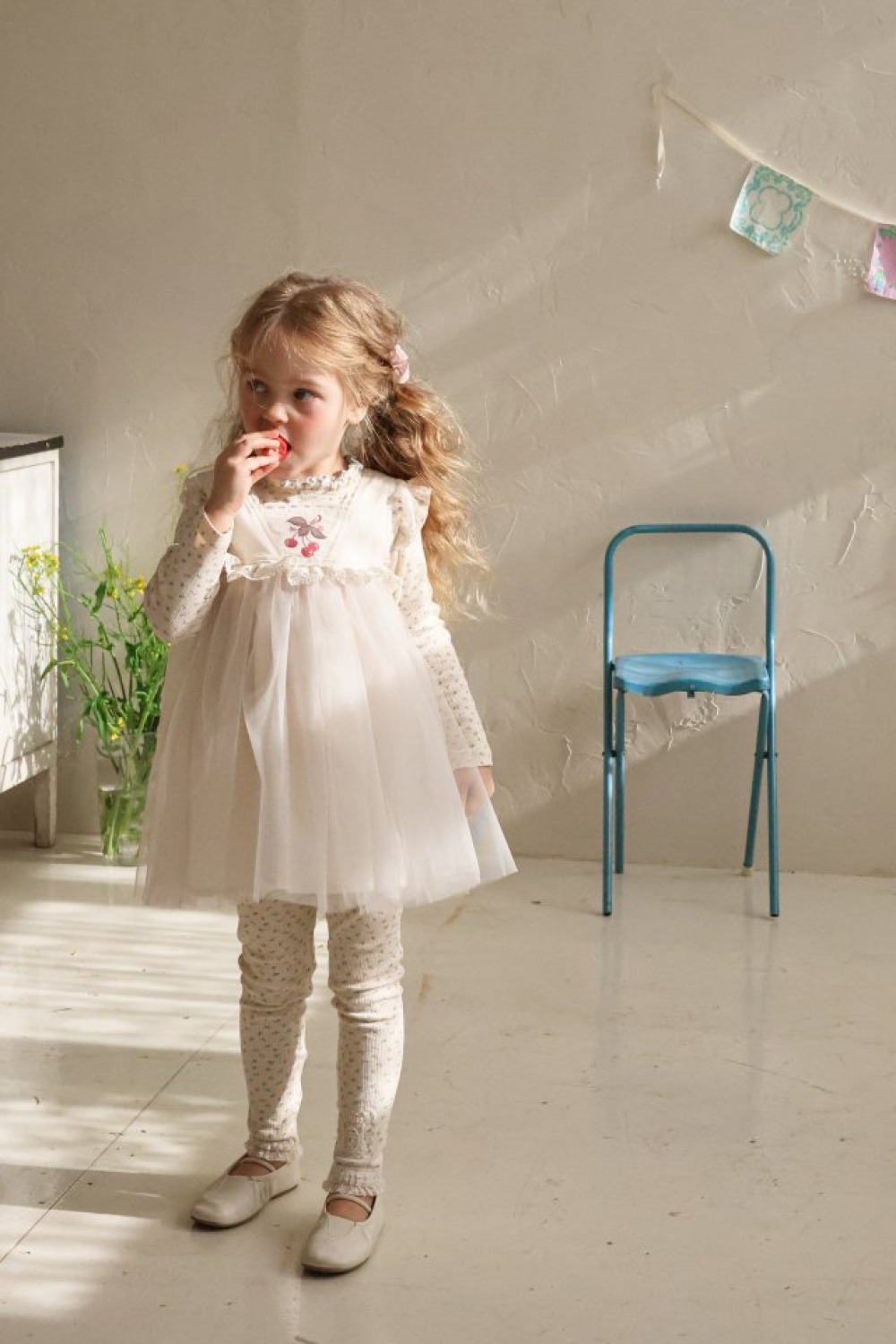 FLO16｜(75-140) 2色蕾絲滾邊薄紗洋裝