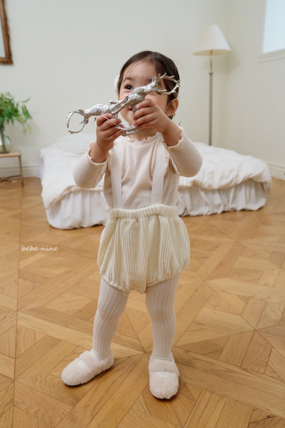 bebe nine51 (55cm-85cm) 2色壓紋吊帶包屁褲