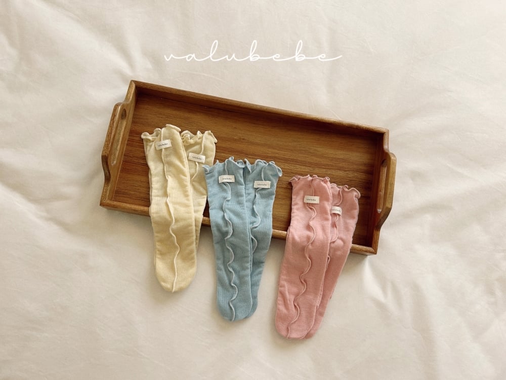 Valubebe 92｜(Free) 木耳邊抓皺襪