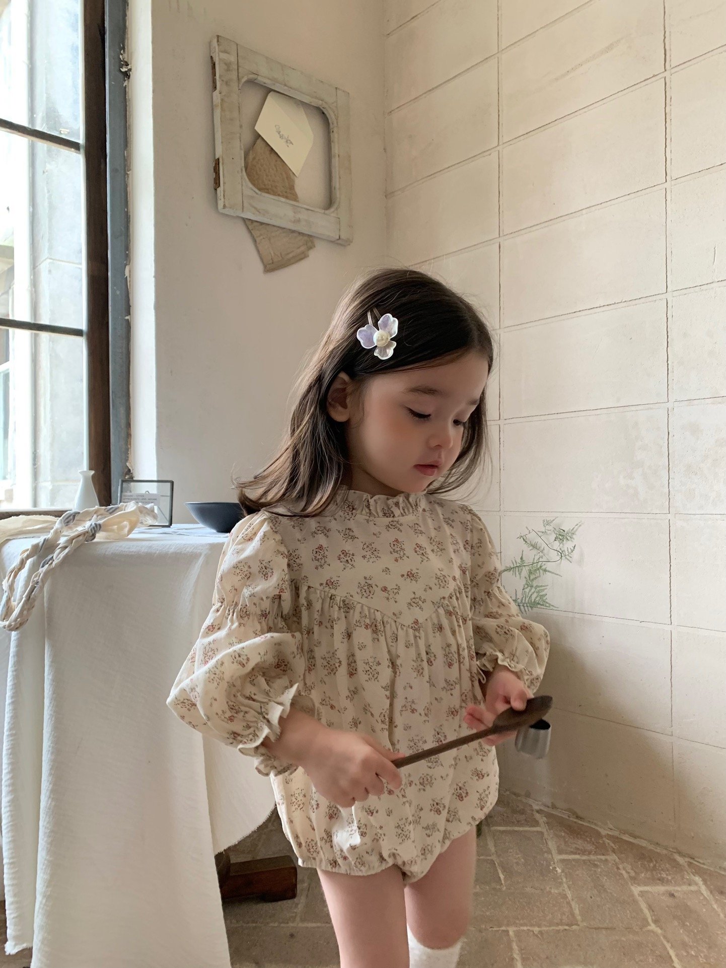 jenny bébé｜(66-90cm) 碎花褶皺立領包屁衣