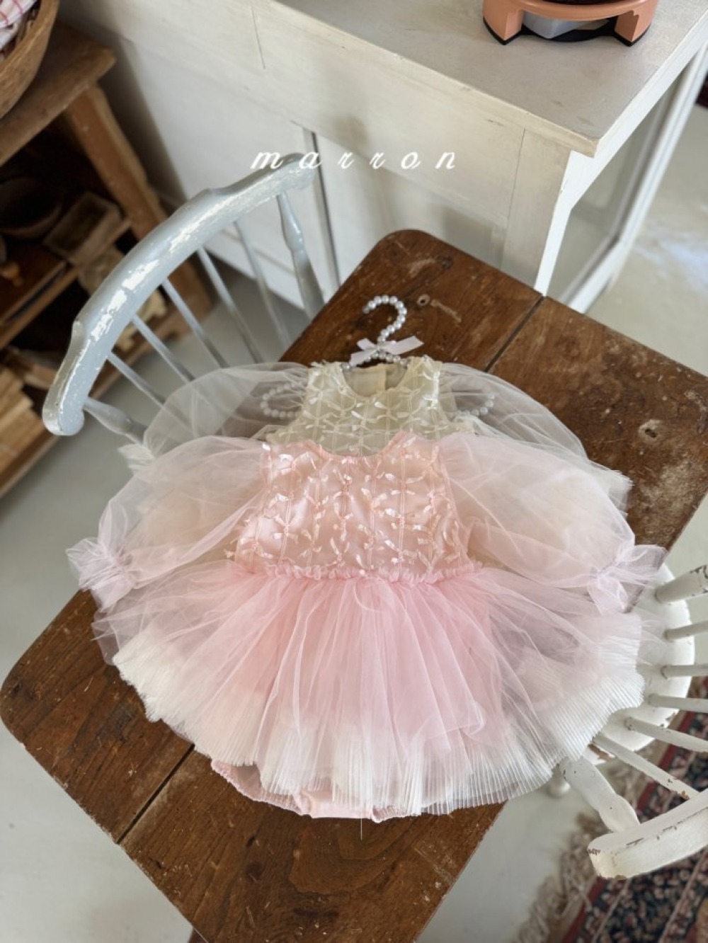 Marron57｜(3m-18m) 絲帶薄紗澎澎洋裝包屁衣