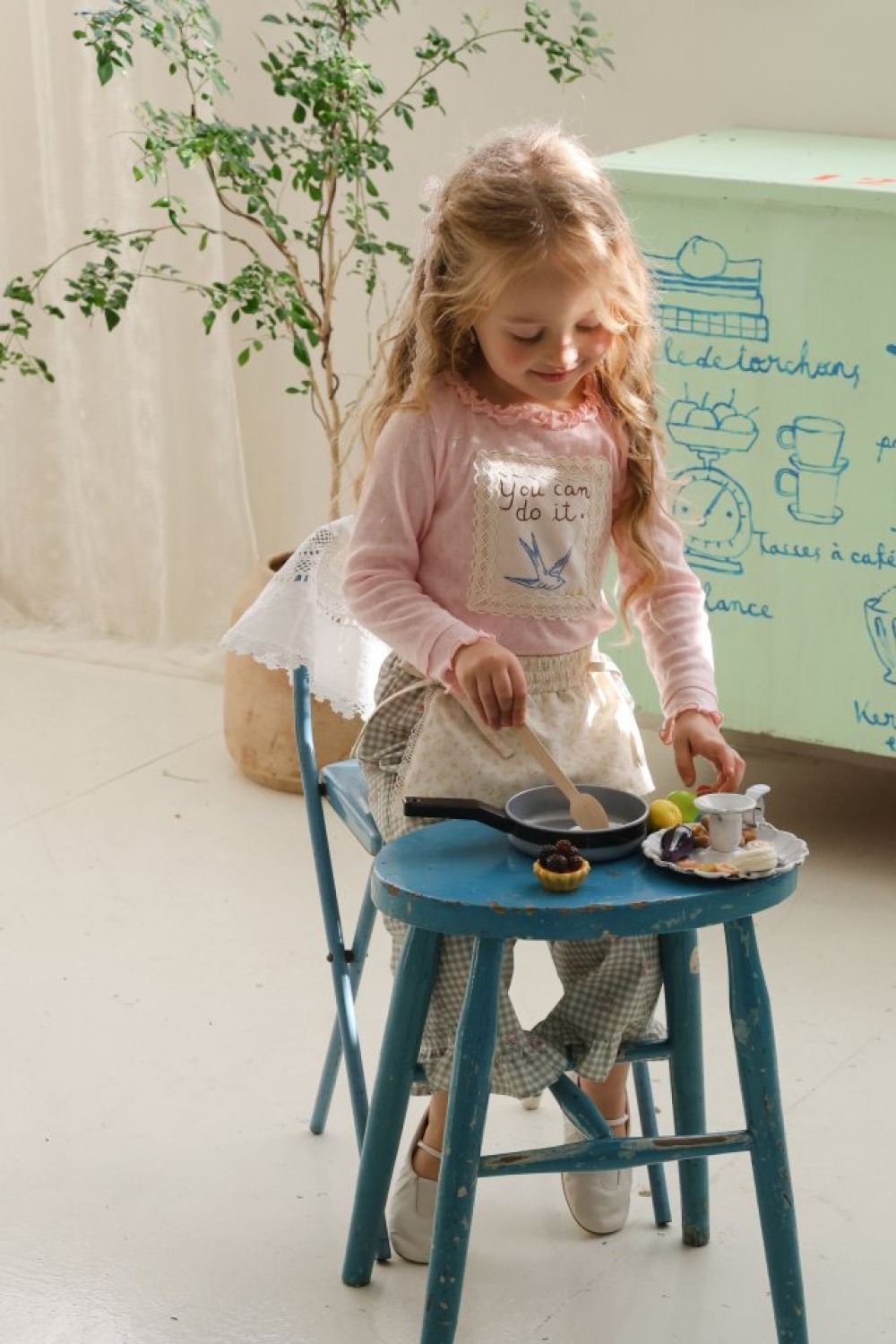 FLO35｜(75-140) 3色法式花布木耳邊上衣