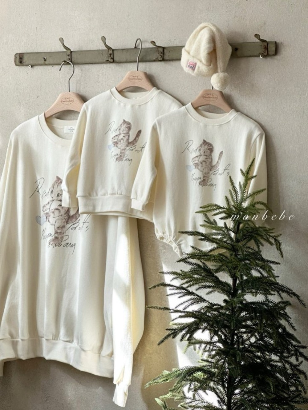 MONBEBE42｜(mom) 法式小貓印花上衣