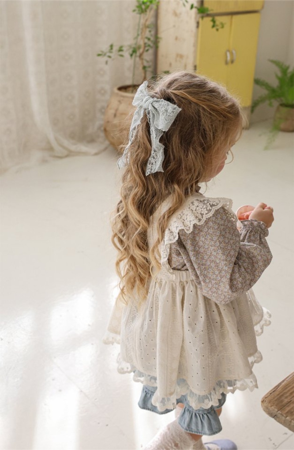 FLO06｜(free) 3色蕾絲滾邊蝴蝶結髮夾