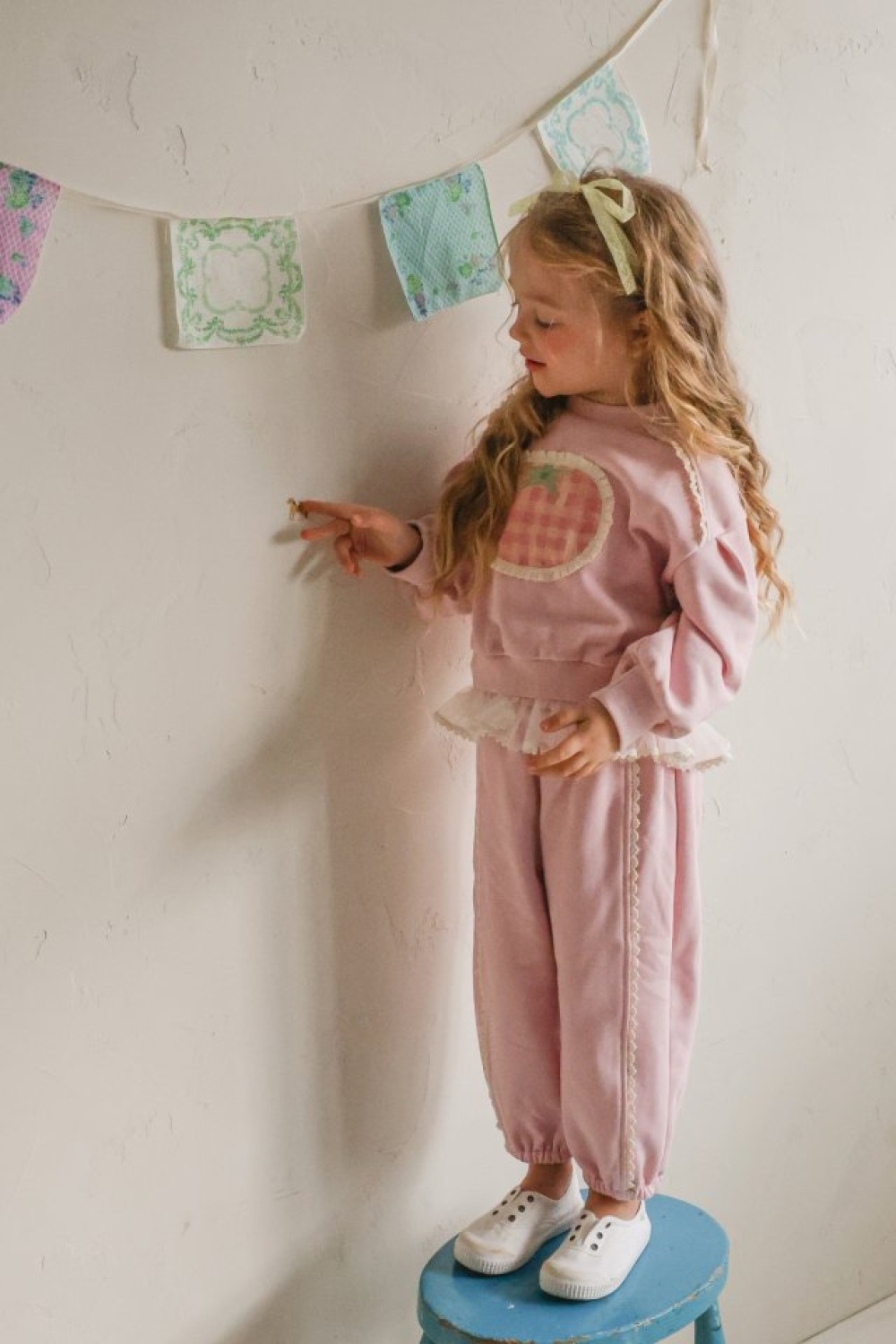 FLO13｜(75-140) 2色蕾絲滾邊休閒縮口褲