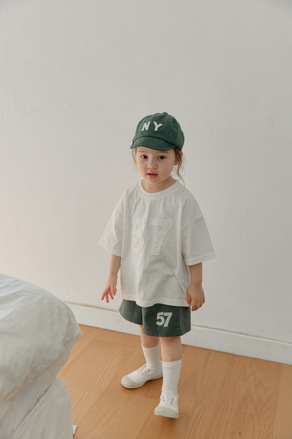 onu05｜(70cm-115cm) 數字印花休閒短褲