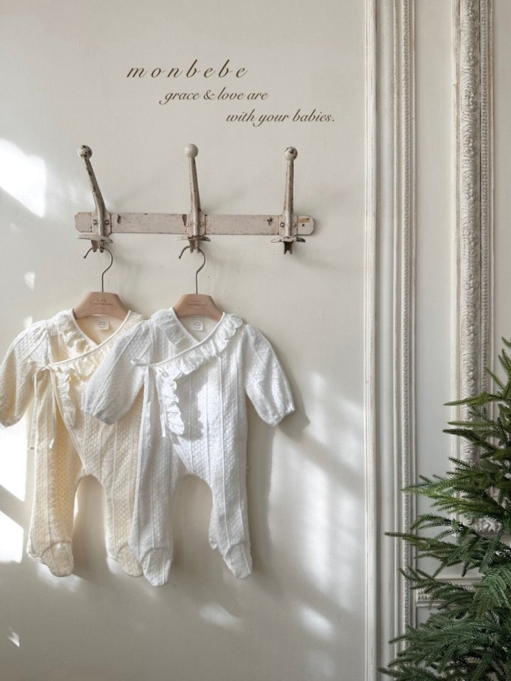 MONBEBE33｜(0m-6m) 蕾絲荷葉連身衣