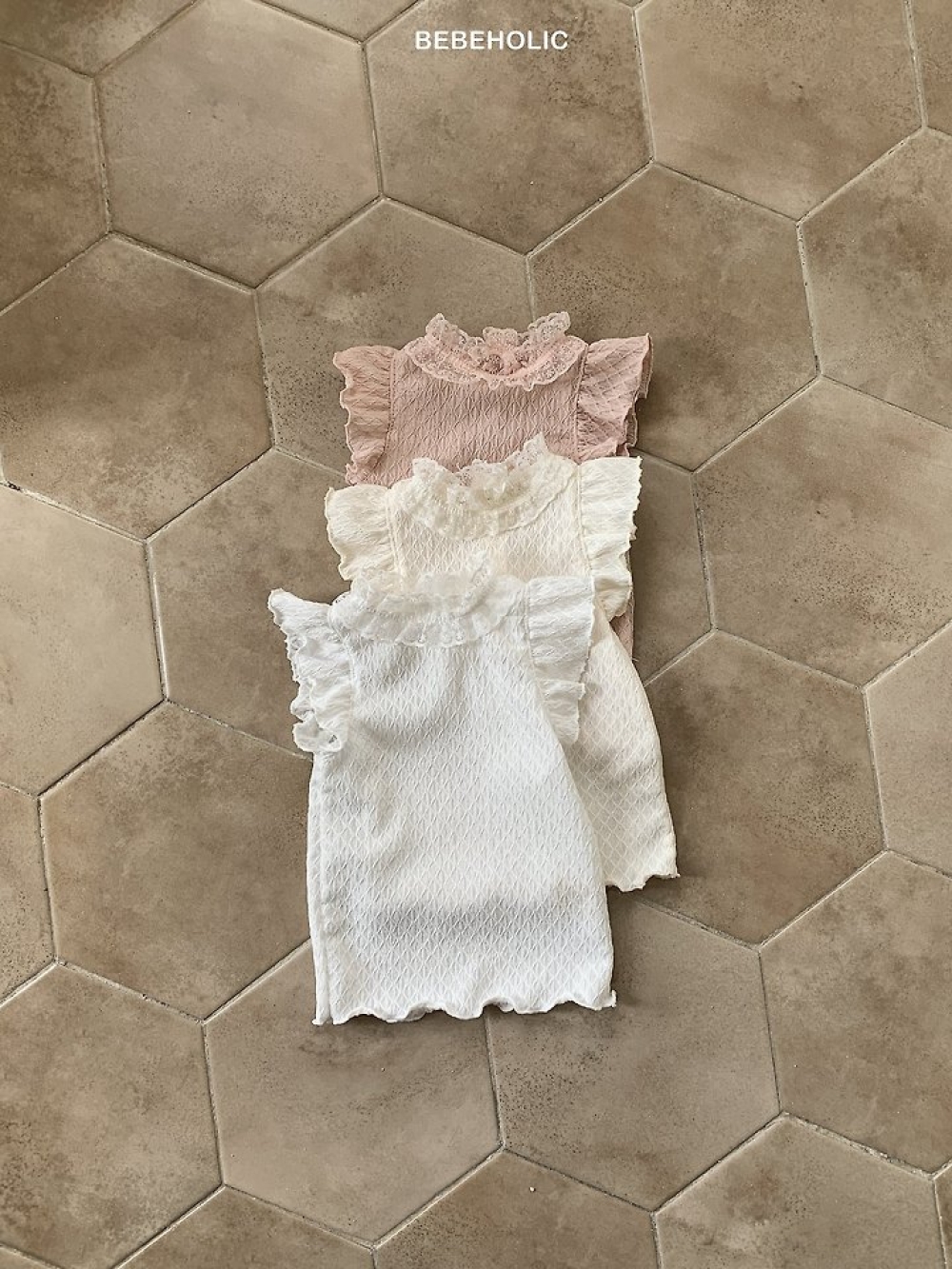 Bebe holic41｜(3m-18m) 中領蕾絲上衣