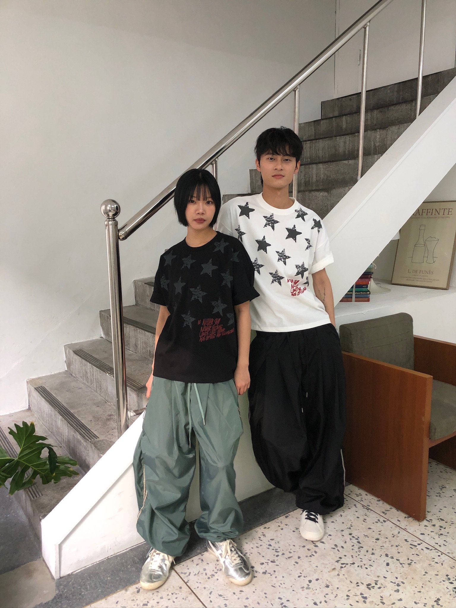 酷帥街頭風 滿天星 短版 美式 短袖上衣 - 4C