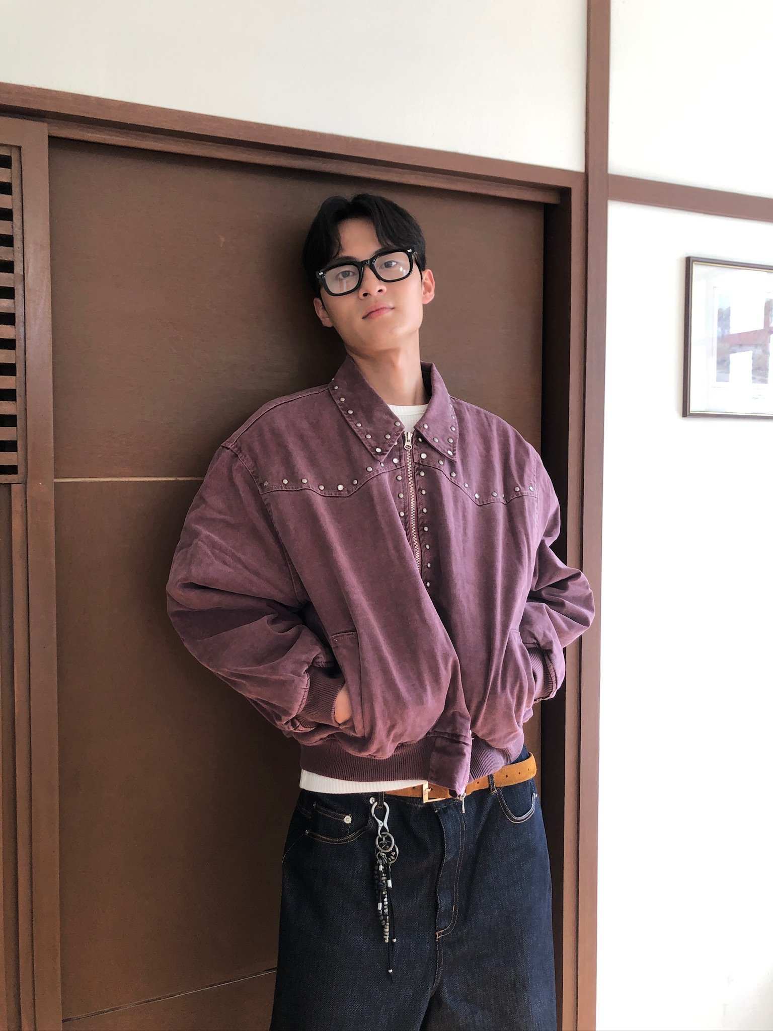 (6oz)倫敦時尚 復古水洗 卯釘 短版 羽絨外套 - 2C